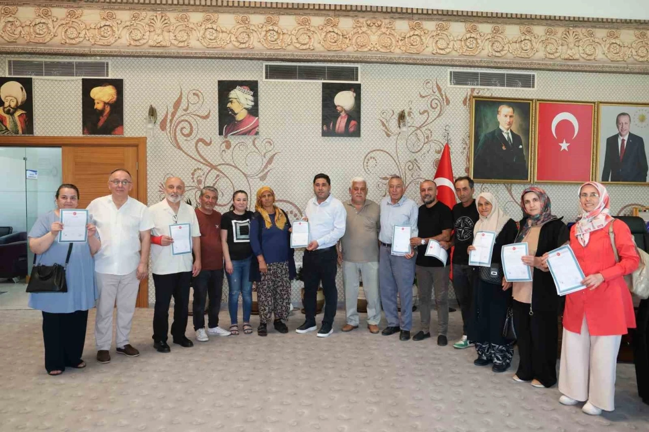 Aksu&rsquo;da 12 vatandaş tapularıyla buluştu
