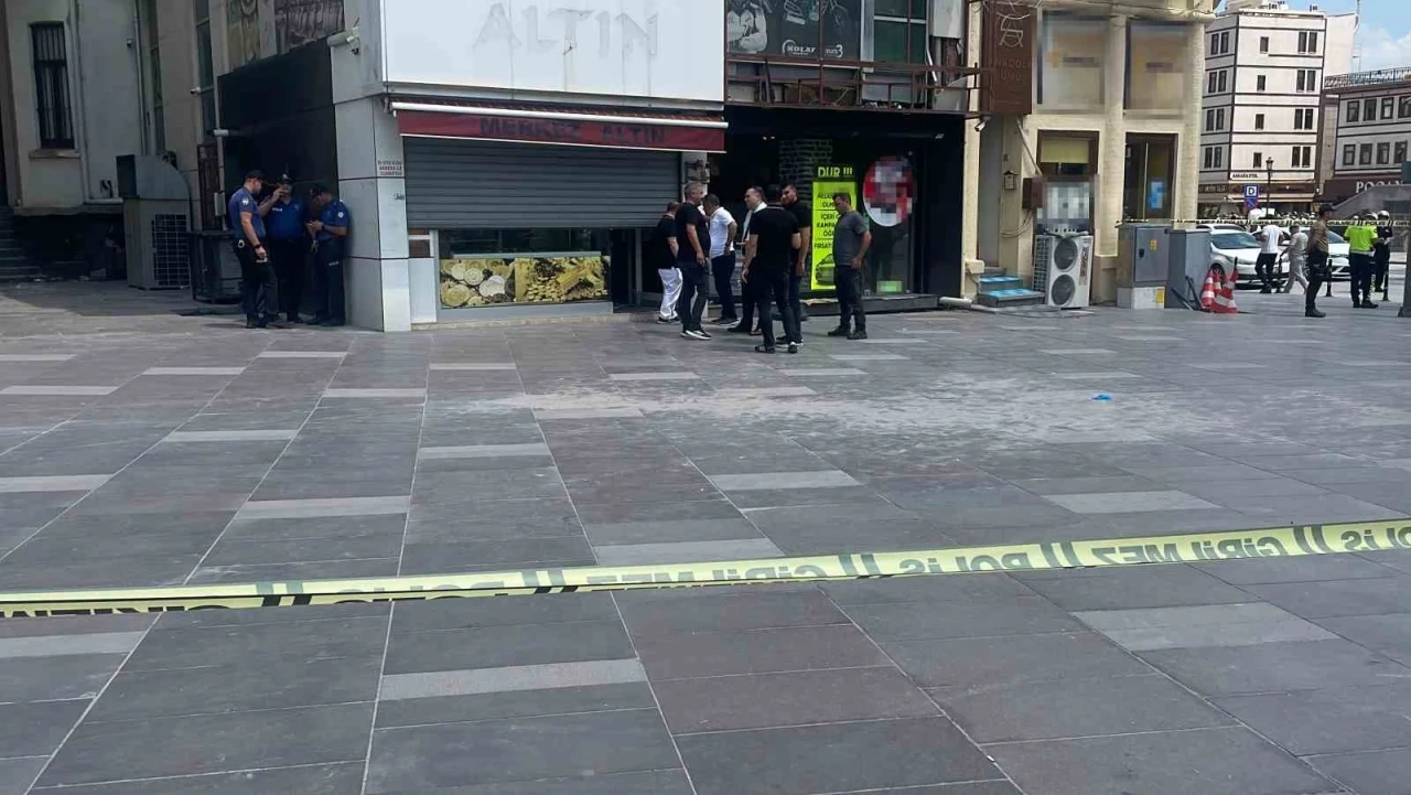 Alacak verecek meselesinde vurulan kuyumcu ağır yaralandı
