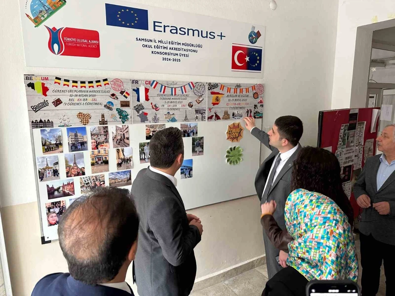 Alaçam’da fen ve sosyal bilimler programı sınıfı açıldı
