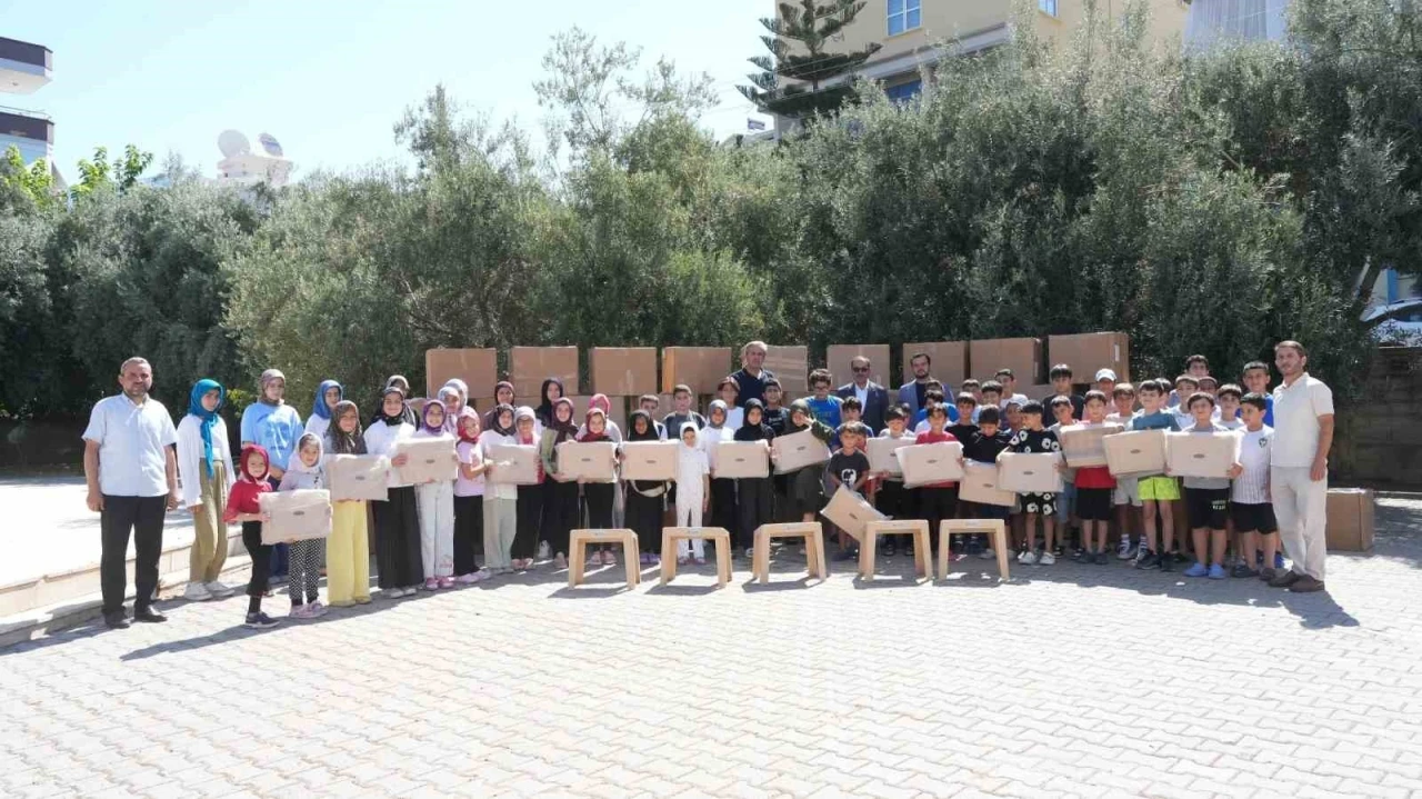 Alanya Belediyesi&rsquo;nden Kur&rsquo;an kurslarına 800 rahle desteği
