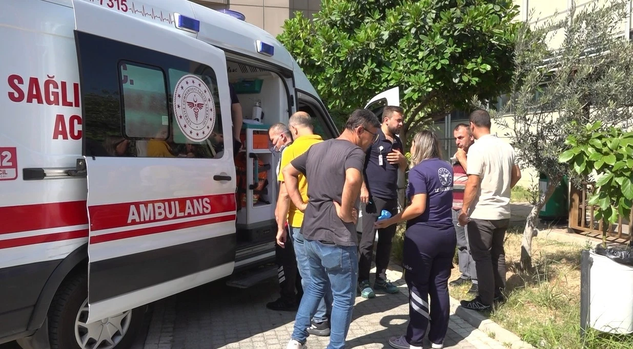 Alanya’da Ağız ve Diş Sağlığı Merkezi’nde yangın paniği
