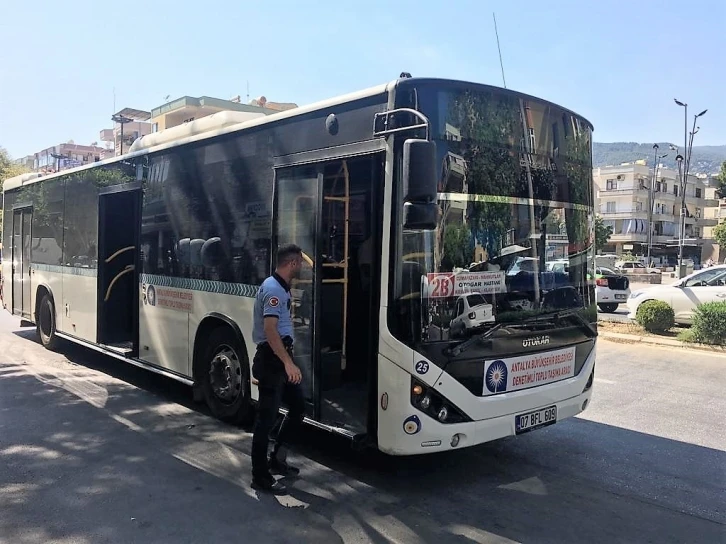 Alanya’da taksi ve halk otobüsleri denetlendi