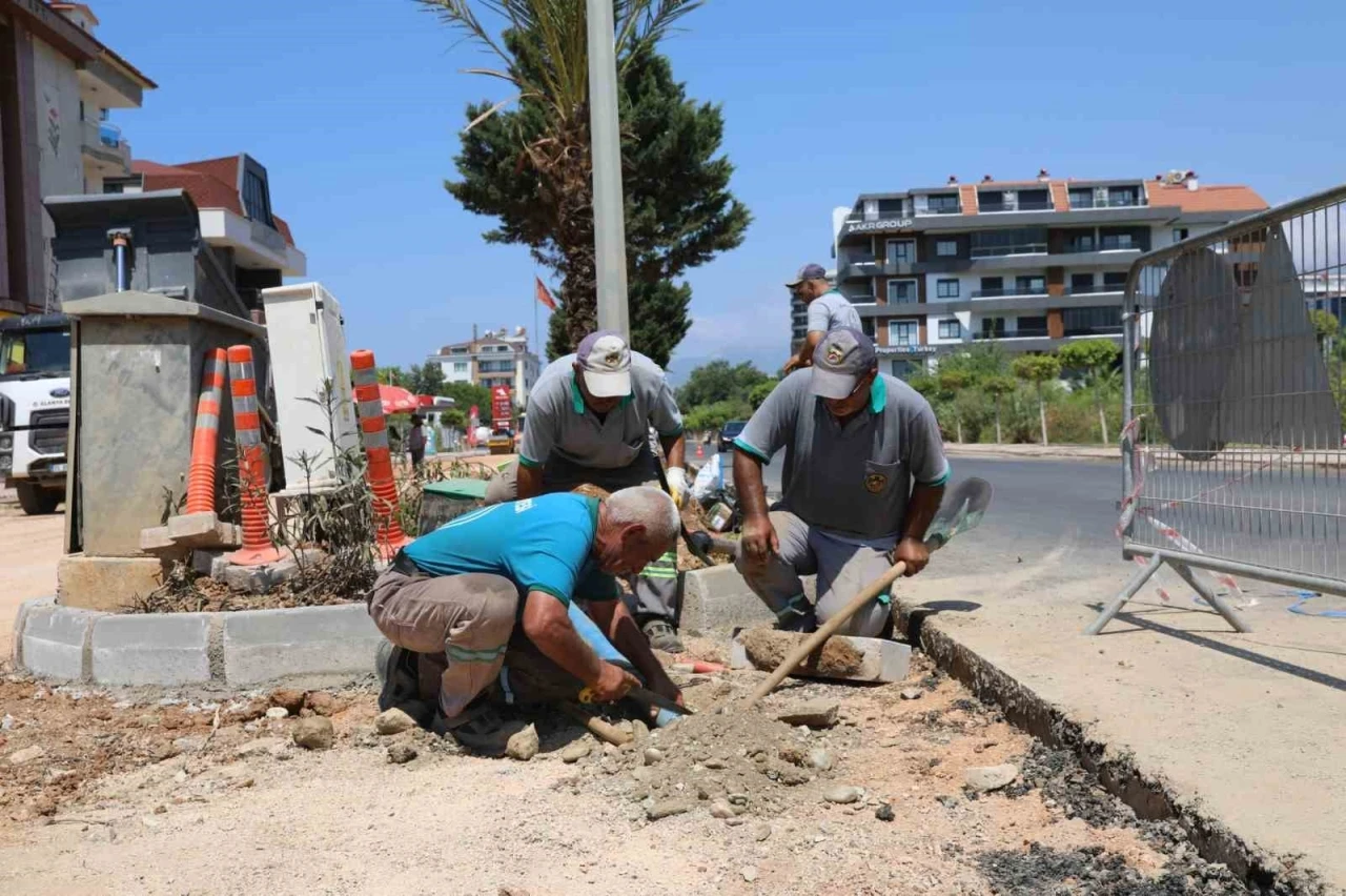 Alanya Kestel Mahallesinde &ccedil;alışmalar etap etap s&uuml;r&uuml;yor

