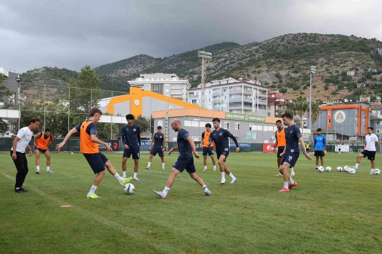 Alanyaspor, Sivasspor maçı hazırlıklarını tamamladı
