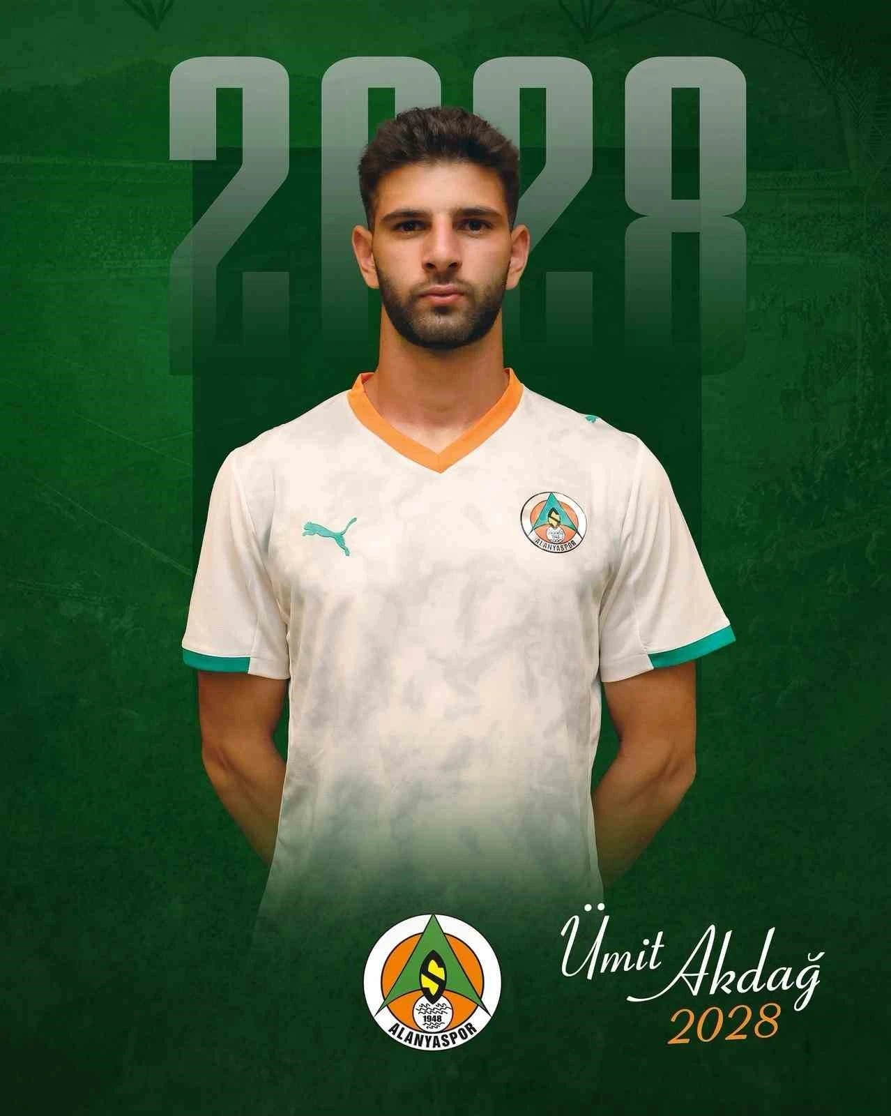 Alanyaspor, Ümit Akdağ’ın sözleşmesini yeniledi
