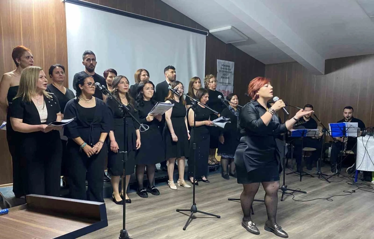 Alaşehir’de Hemşireler Günü kutlandı
