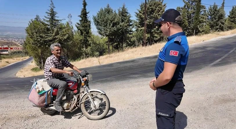 Alaşehir’de zabıtalardan orman yangını nöbeti
