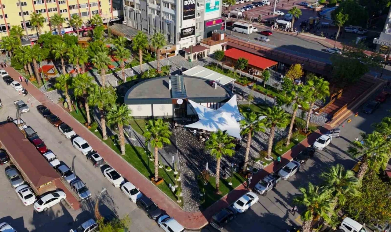 ALBEST Meydan Kafe, bir ayda 37 bin ziyaretçi ağırladı
