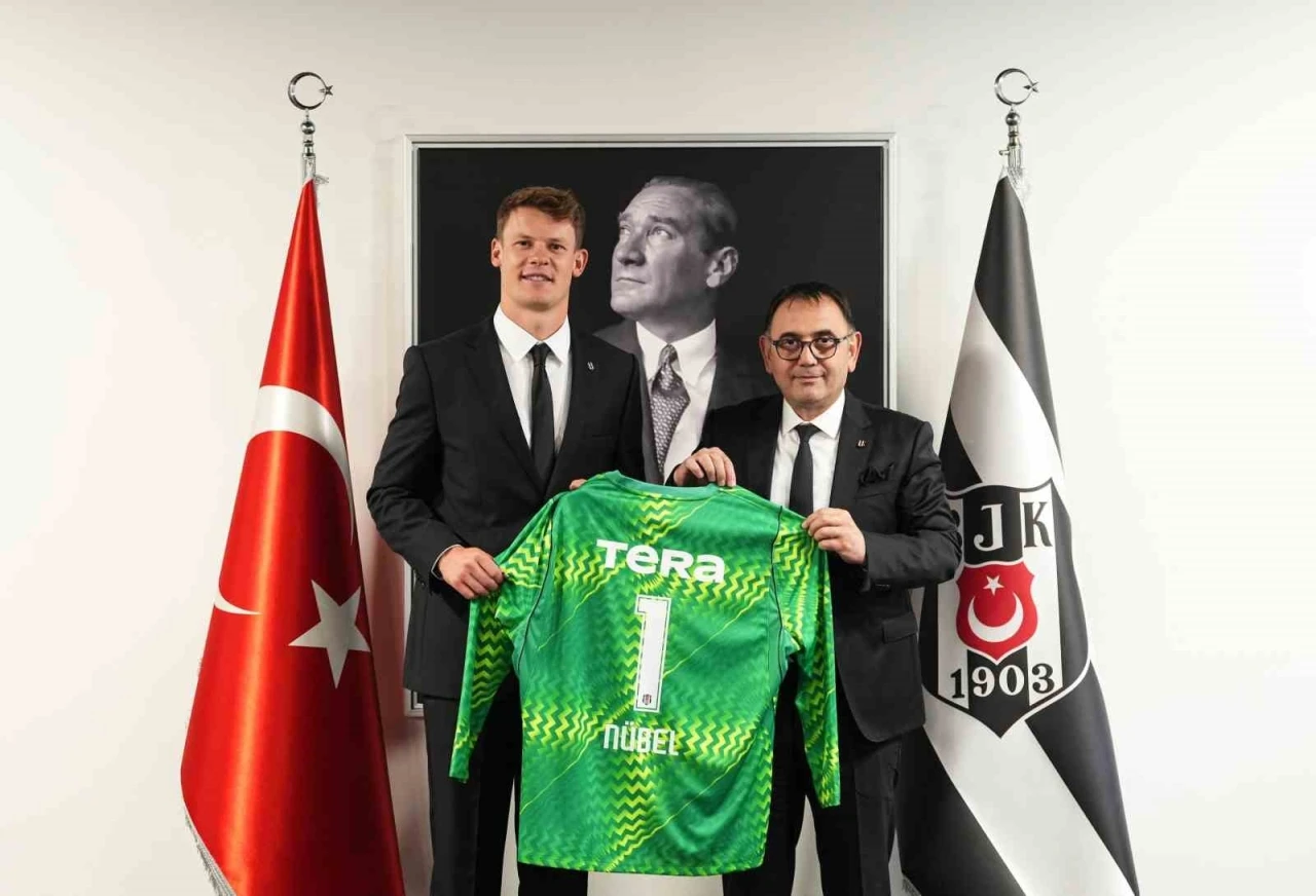 Alexander N&uuml;bel, Beşiktaş&rsquo;ın 202. yabancı futbolcusu oldu
