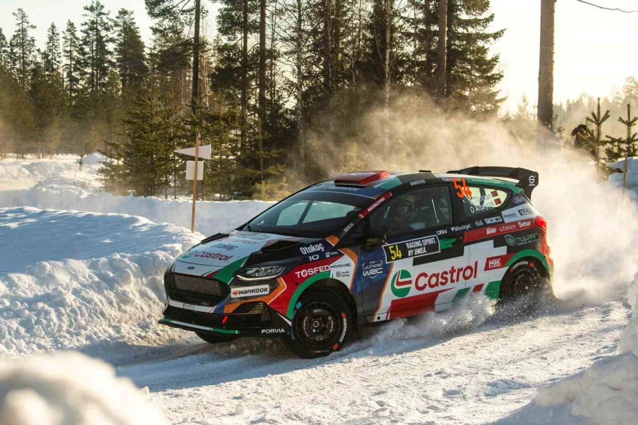 Ali Türkkan - Oytun Albayrak ikilisi Portekiz WRC’de podyum için etaba çıkıyor
