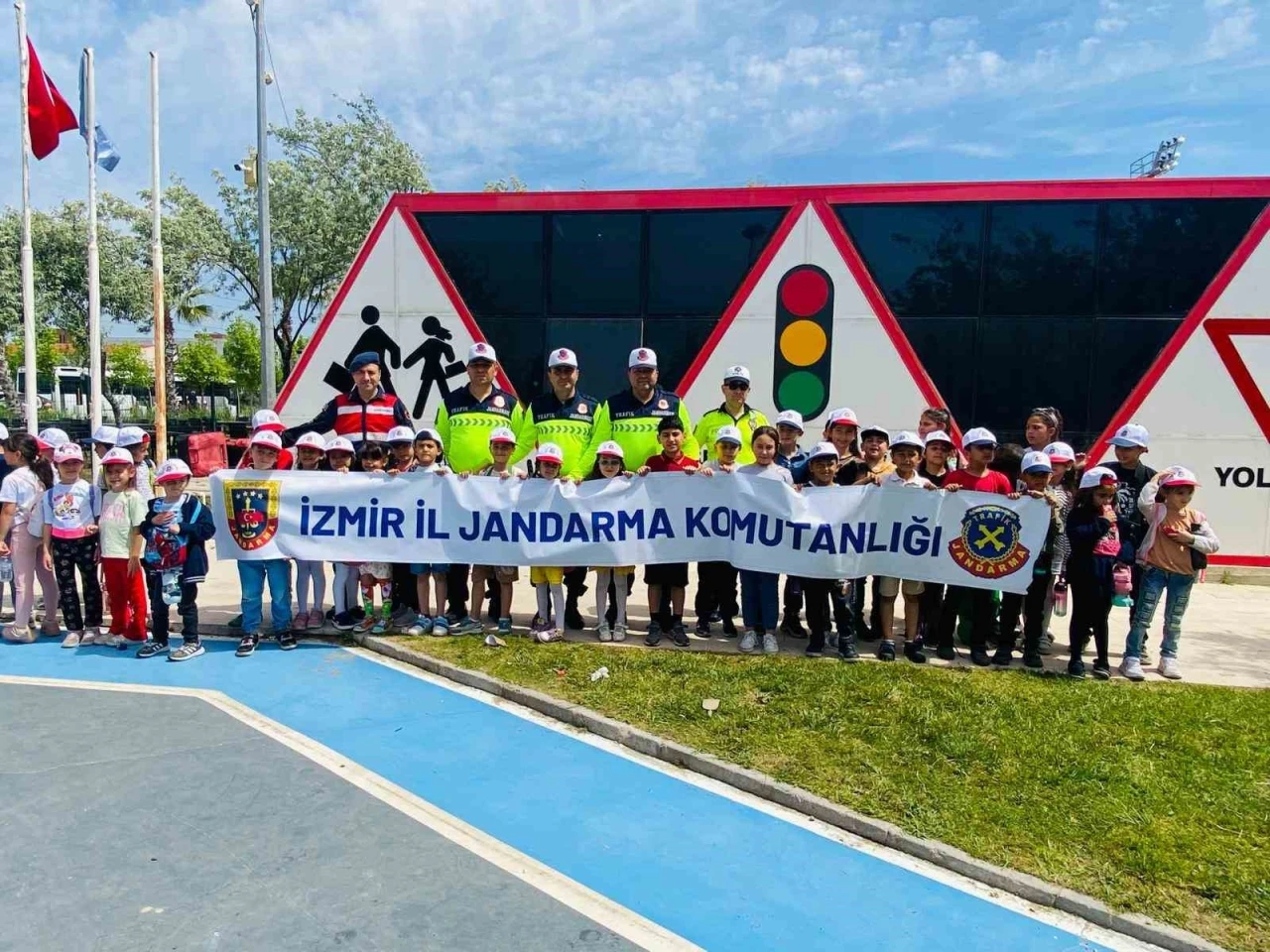 Aliağa’da Trafik Haftası kutlamaları
