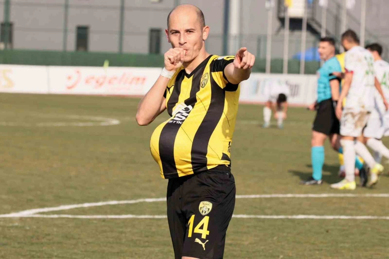 Aliağa FK, Muhammed Raşit’le yollarını ayırdı