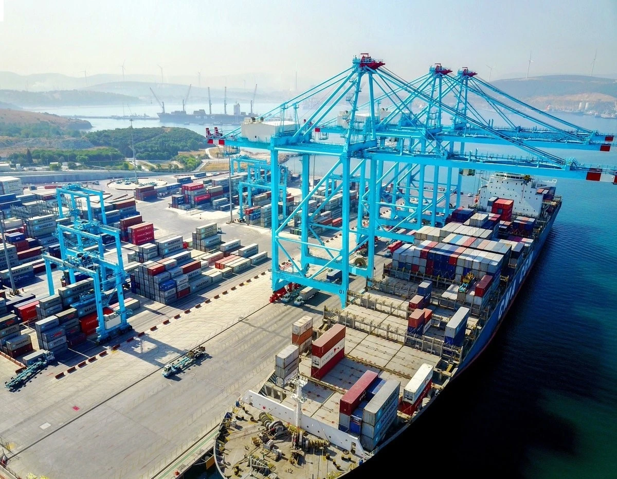 Aliağa, ihracatta T&uuml;rkiye&rsquo;nin ikinci b&uuml;y&uuml;k g&uuml;mr&uuml;ğ&uuml; oldu
