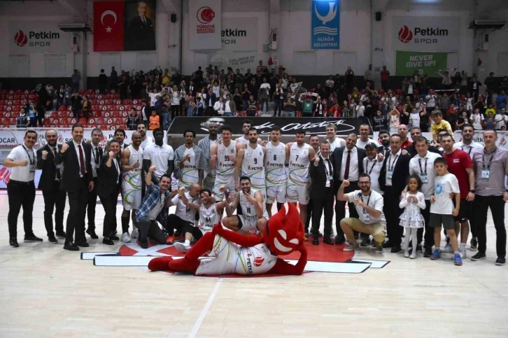 Aliağa Petkimspor, 4 kez 100 sayı üzeri attı
