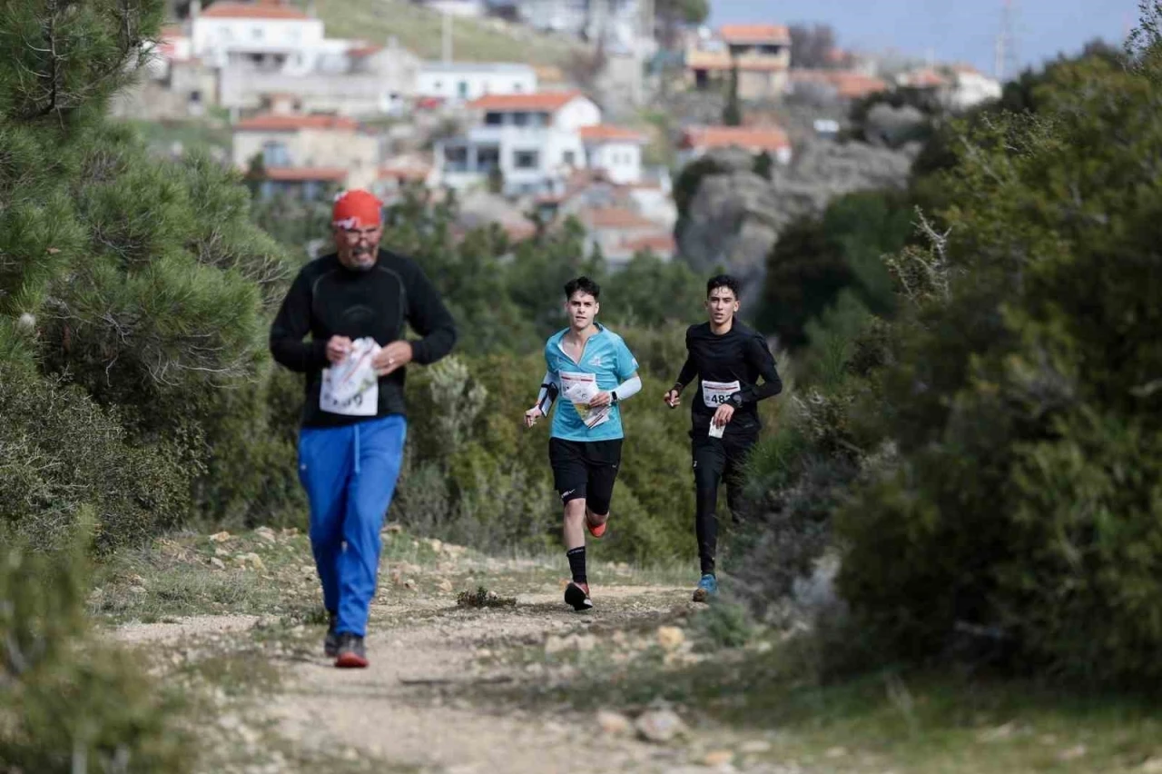 Aliağa, T&uuml;rkiye Oryantiring Şampiyonası&rsquo;na ev sahipliği yaptı
