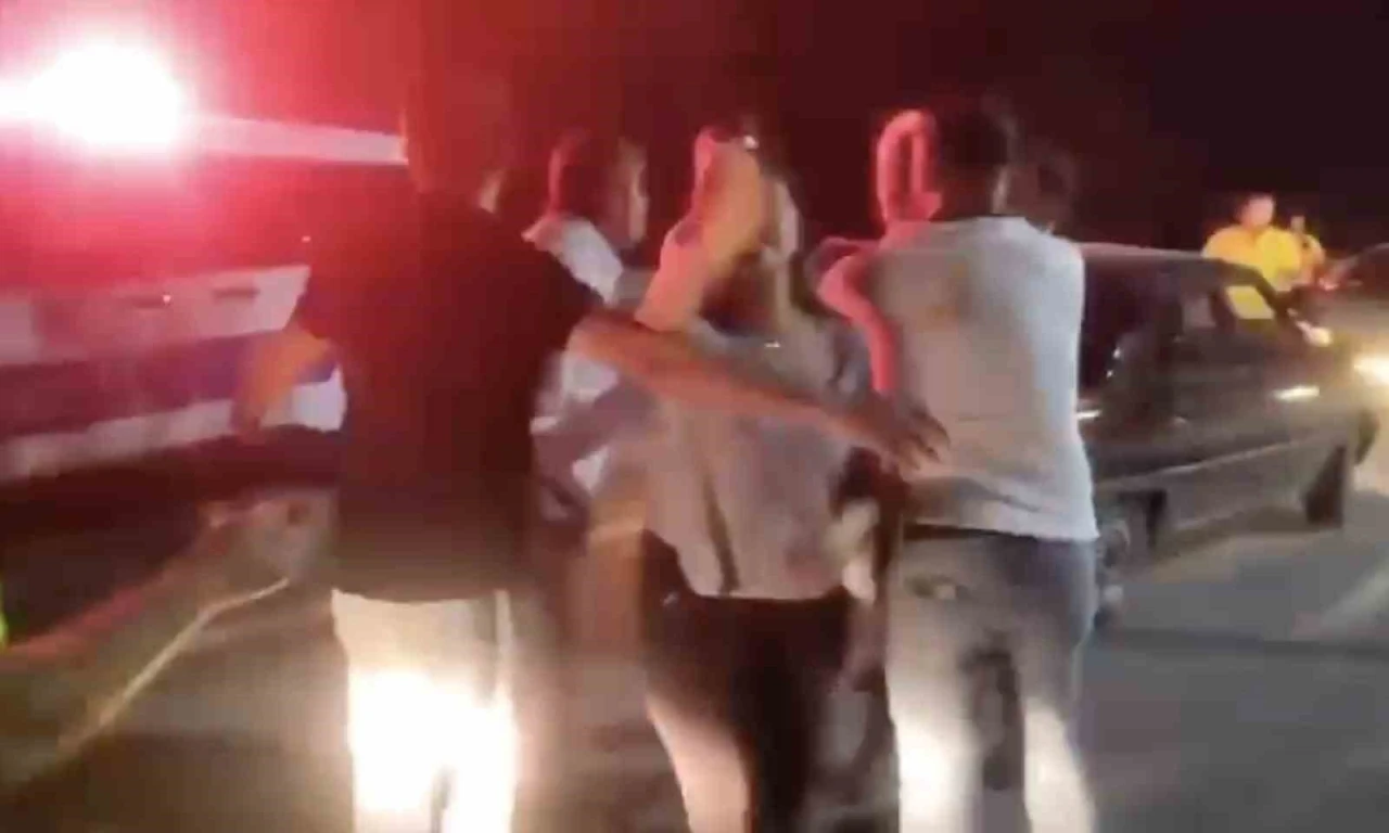 Alkollü sürücünün kızı basın mensubuna saldırdı
