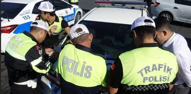 Alkollü sürücüye 8 bin 635 TL idari para cezası uygulandı
