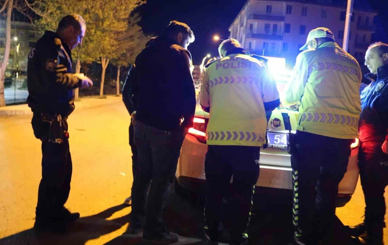 Alkollü yakalanan motosiklet sürücüsü polise dert yandı: &quot;Bıktım bu hayattan, yaşamak istemiyorum&quot;
