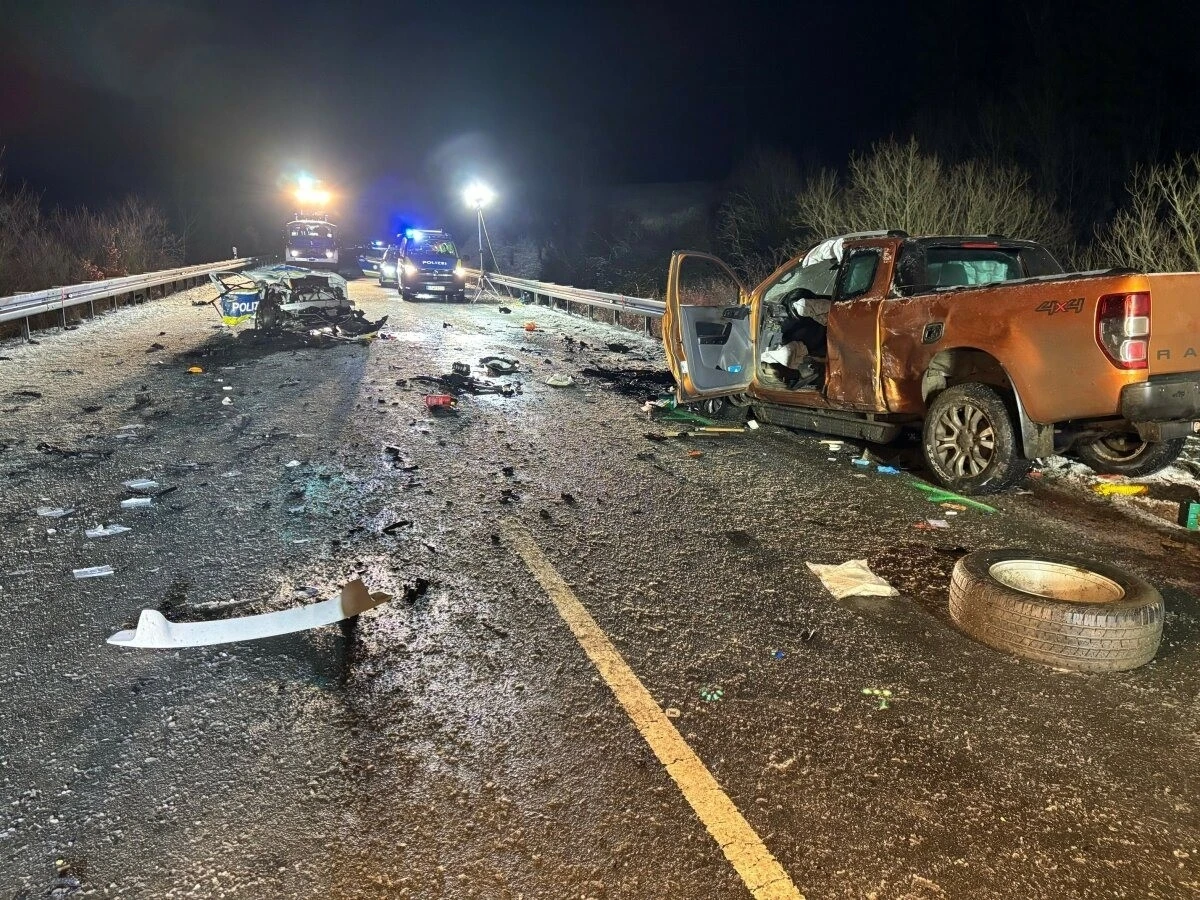 Almanya&rsquo;da yılbaşı gecesi kazalarında &ouml;l&uuml; sayısı 11&rsquo;e y&uuml;kseldi
