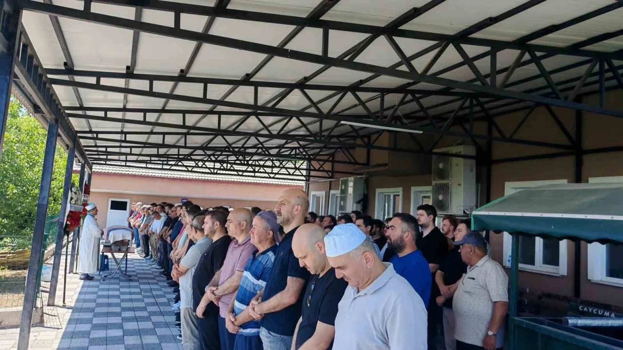 Alper Başören gözyaşları arasında son yolculuğuna 