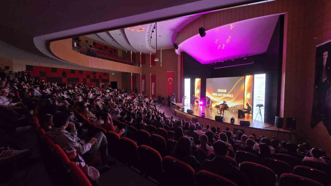 Altın Safran Belgesel Film Festivali’nde en iyiler ödüllerini aldı
