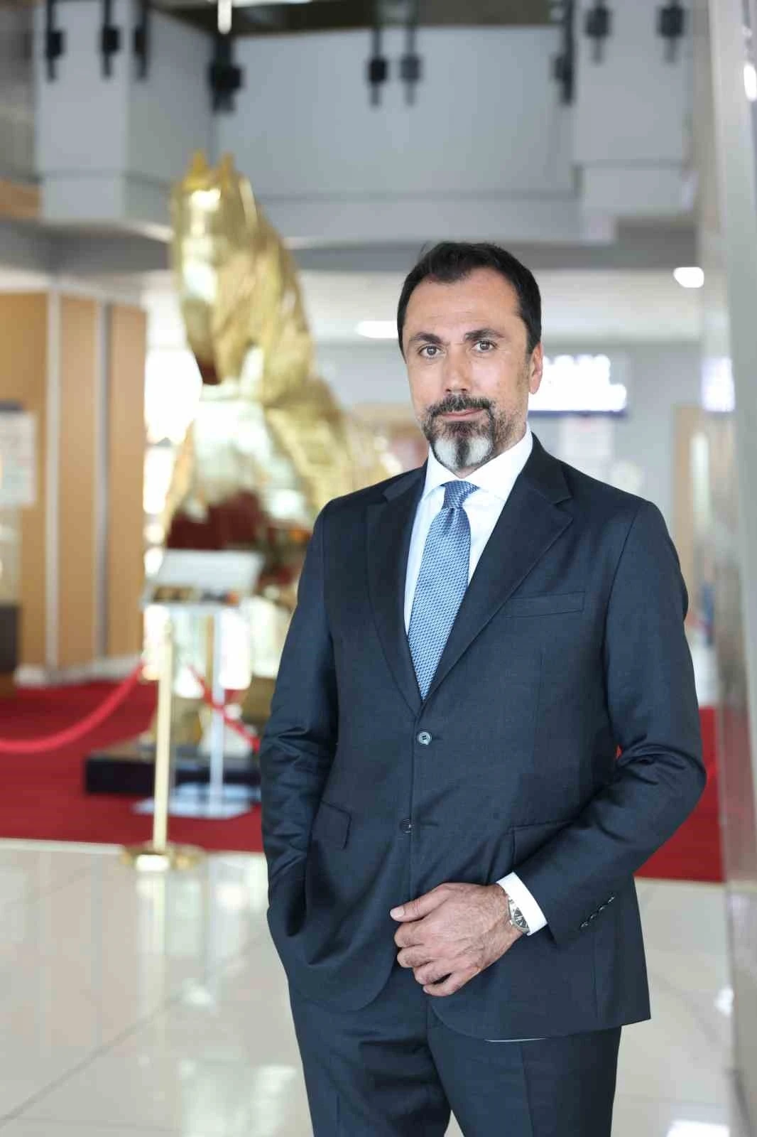 Altın yine rekor kırdı: Küçük yatırımcı için yeni dönem başlıyor

