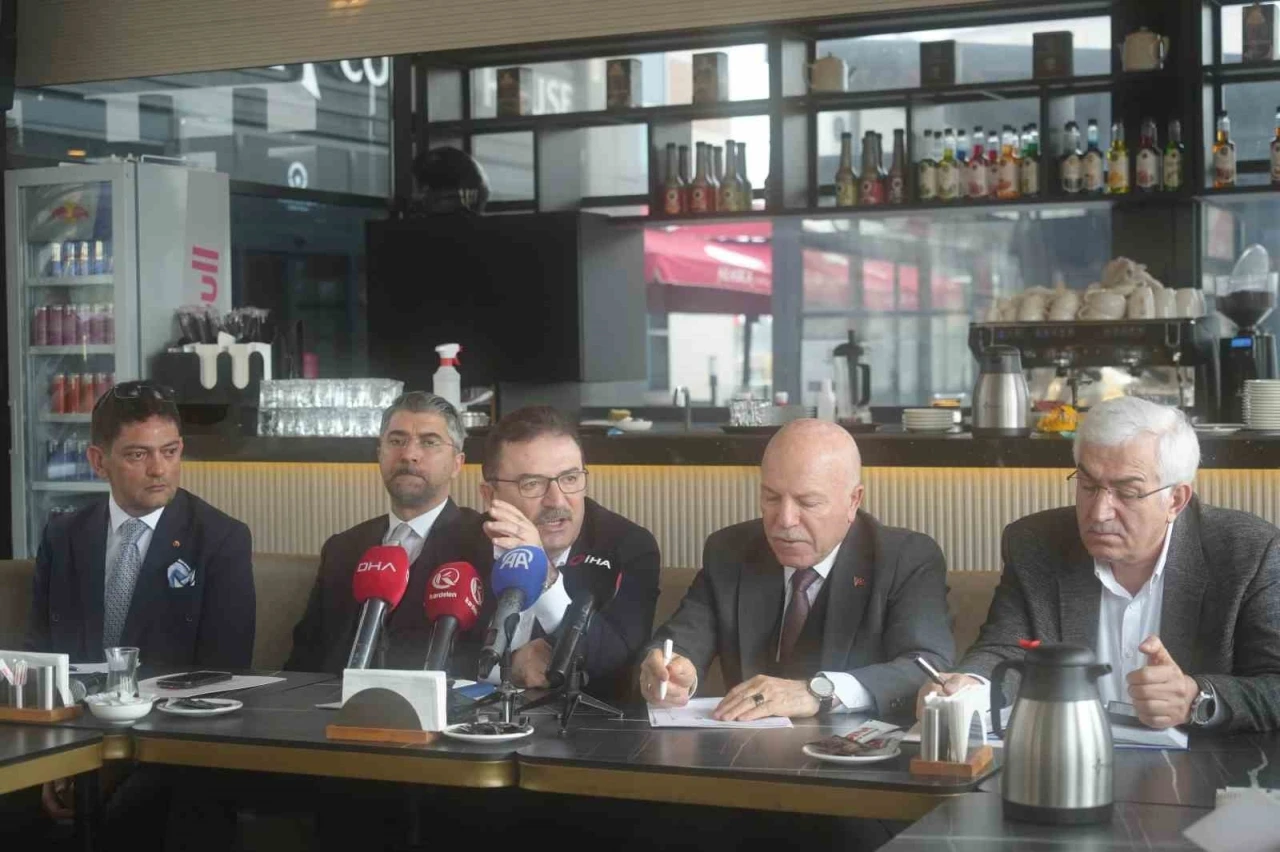 Altınok; "Erzurum&rsquo;un tarım ve hayvancılığına desteğimiz s&uuml;recek"
