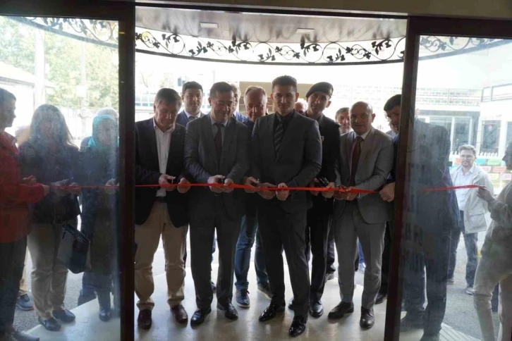 Altınova 3. Kitap Fuarı kapılarını a&ccedil;tı
