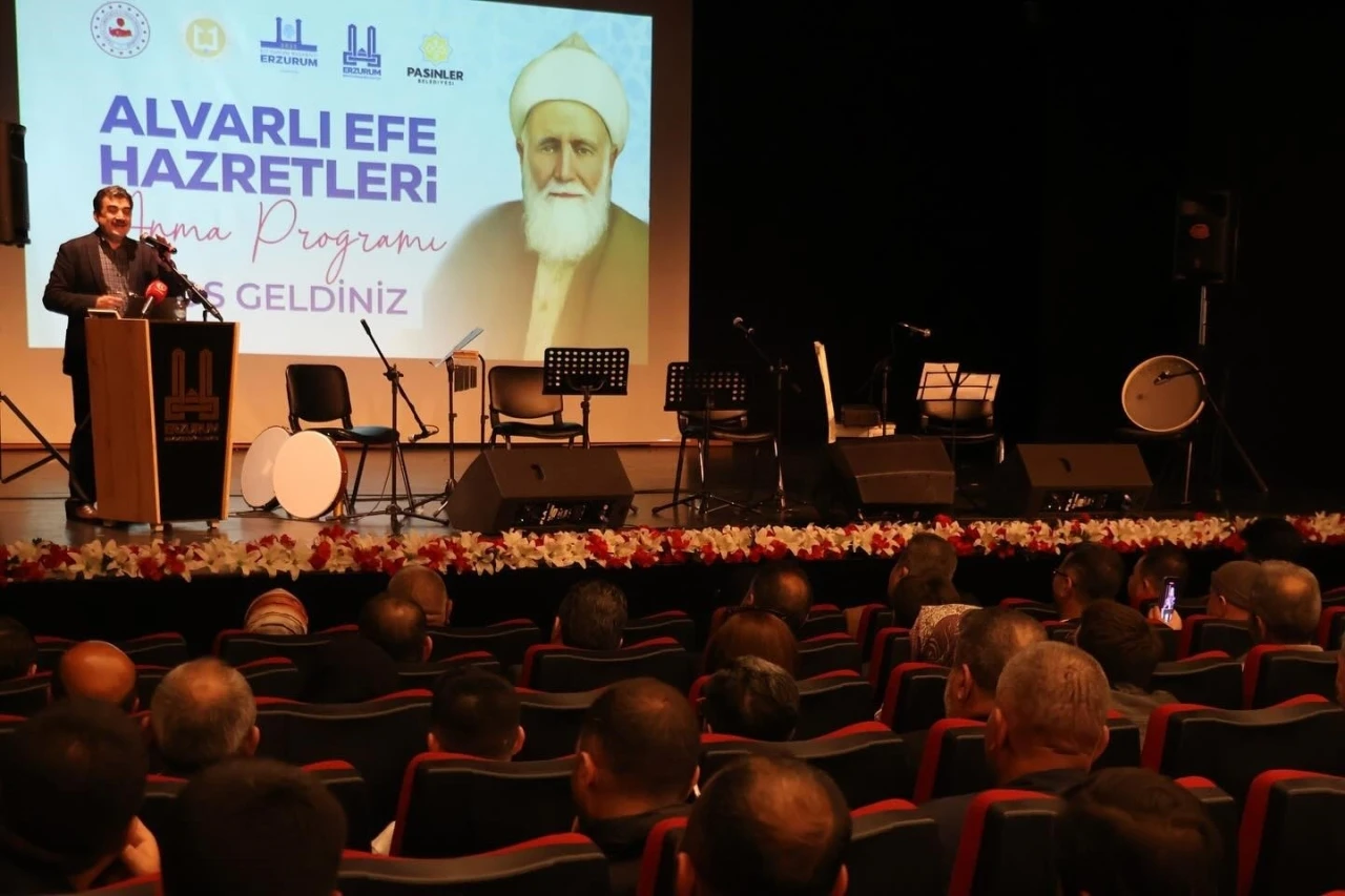 Alvarlı Efe Hazretleri anıldı
