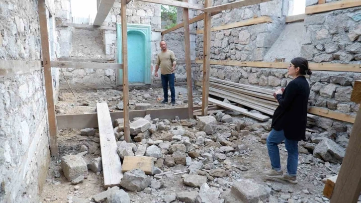 Alvarlı Efe’nin 21 yıl hizmet verdiği cami restore ediliyor