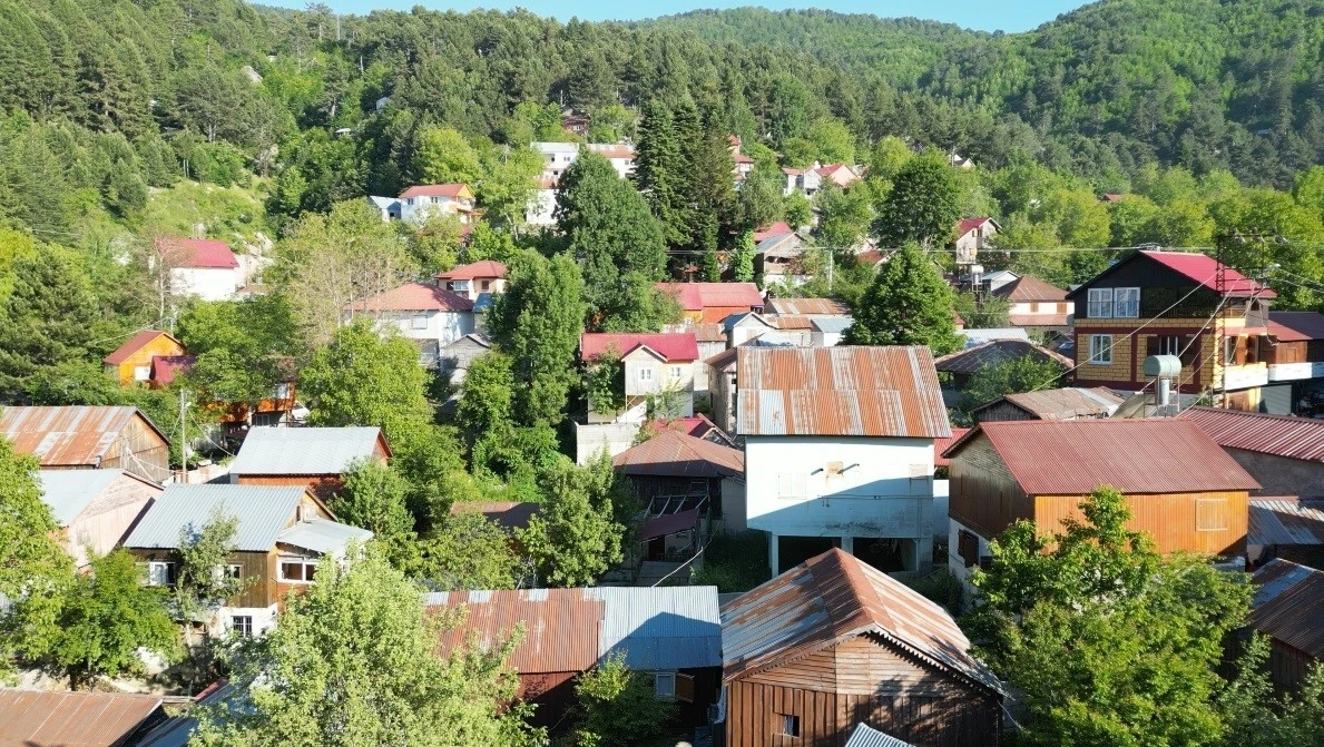 Amanosların eteklerindeki Zorkun Yaylası yazın vazge&ccedil;ilmezi oldu
