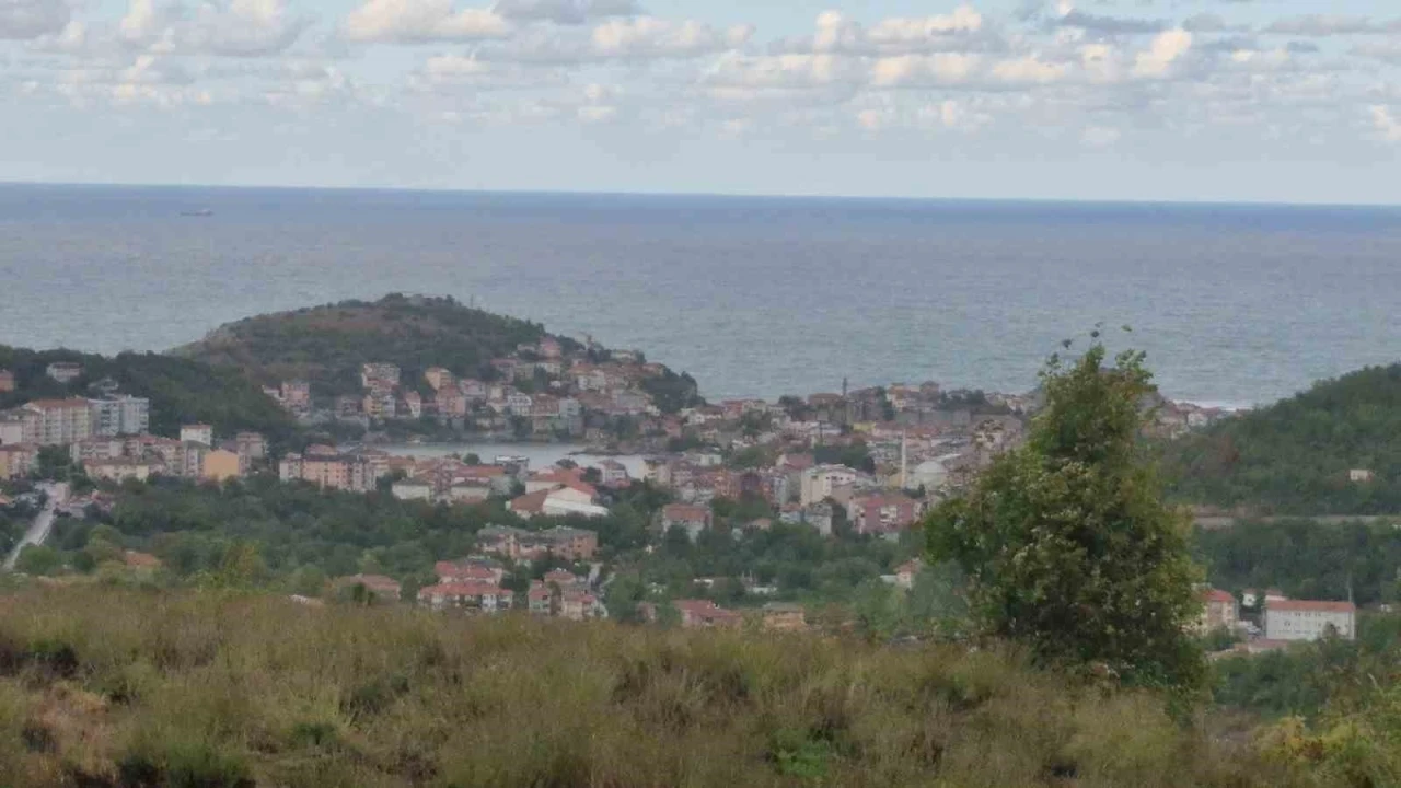 Amasra’da denizin rengi değişti
