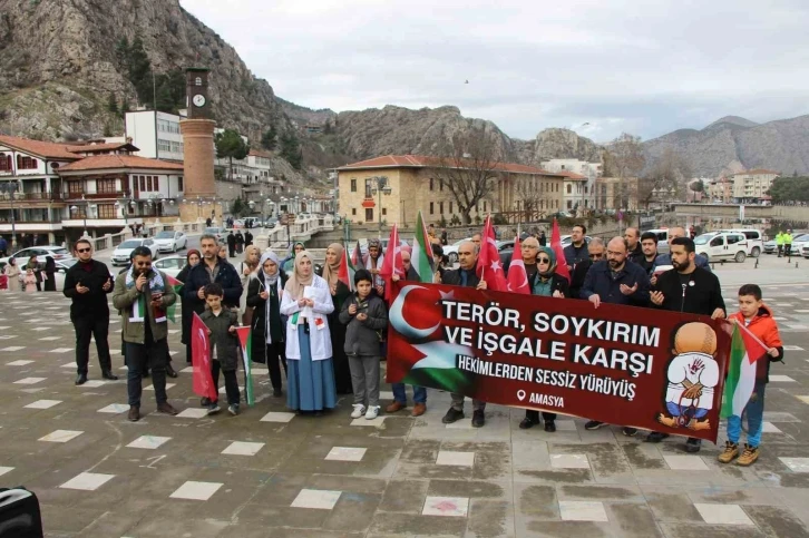 Amasya&rsquo;da hekim ve sağlık &ccedil;alışanlarından İsrail&rsquo;e tepki y&uuml;r&uuml;y&uuml;ş&uuml;
