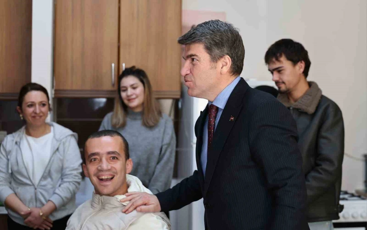 Amasya G&uuml;nd&uuml;z Bakım, Rehabilitasyon ve Aile Danışma Merkezi hizmete girdi
