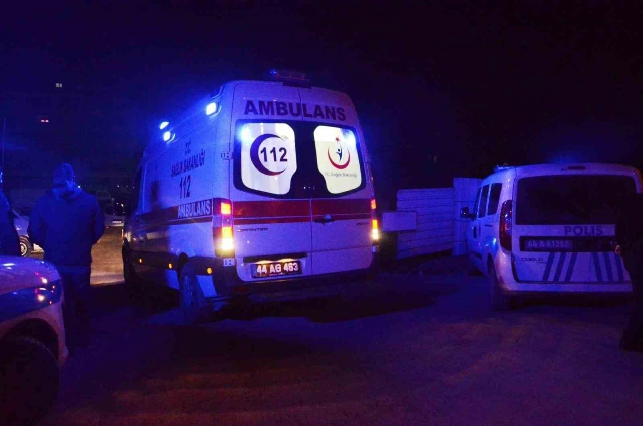 Ambulans ekibine saldırı: Sağlık personeline fiziki ve sözlü şiddet uygulandı

