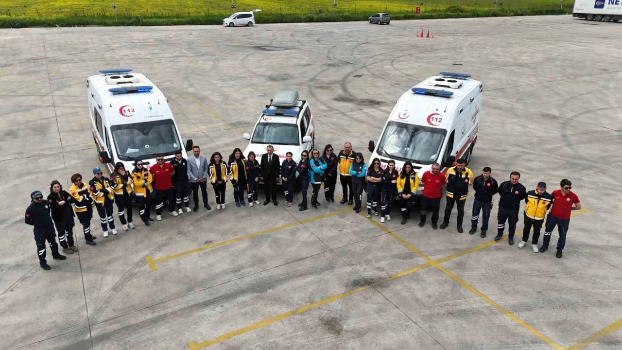 Ambulansların yeni kahramanları: 16 kadın sürücü
