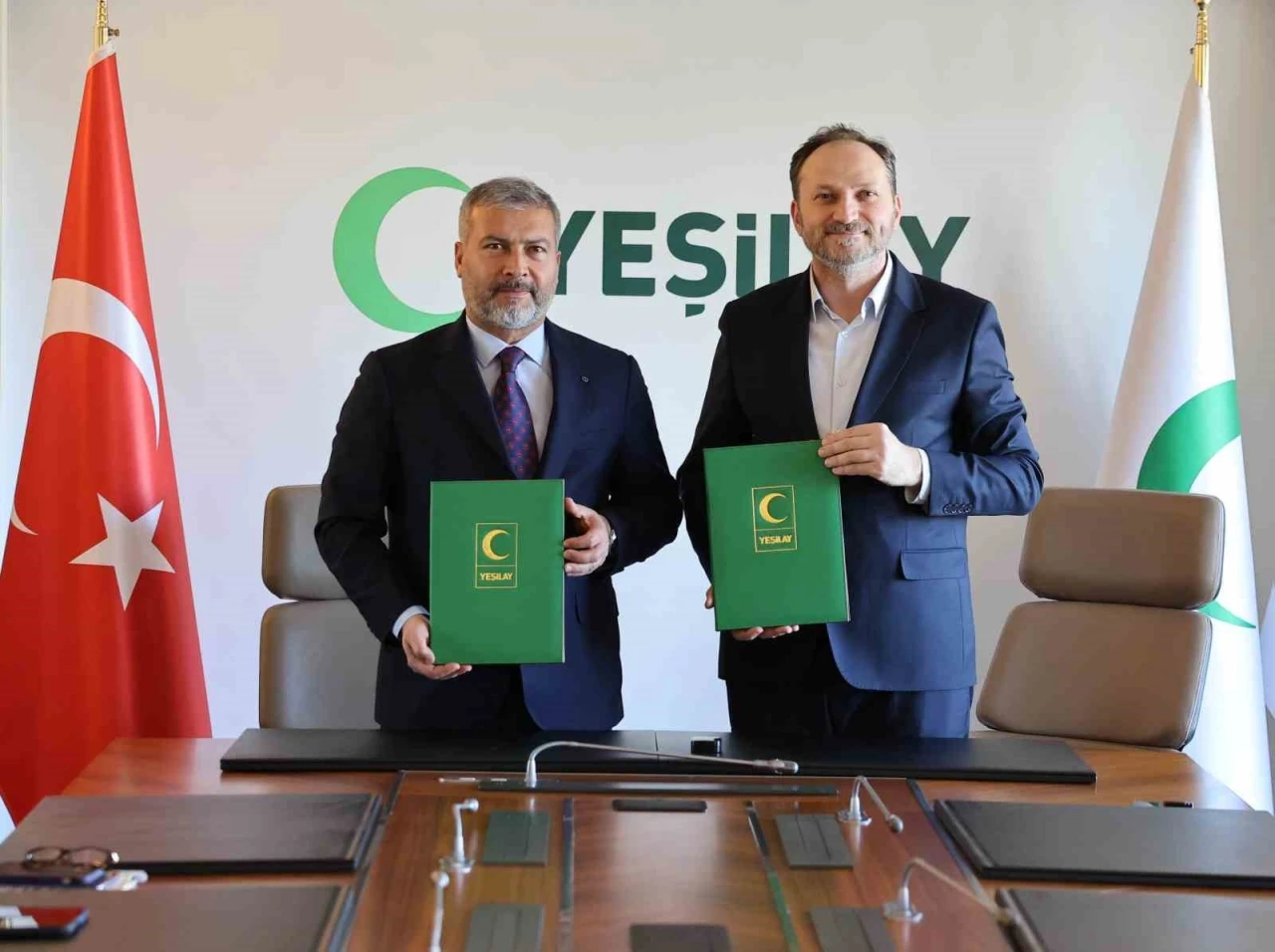 Anadolu &Uuml;niversitesi ve Yeşilay&rsquo;dan bağımlılıkla m&uuml;cadelede iş birliği
