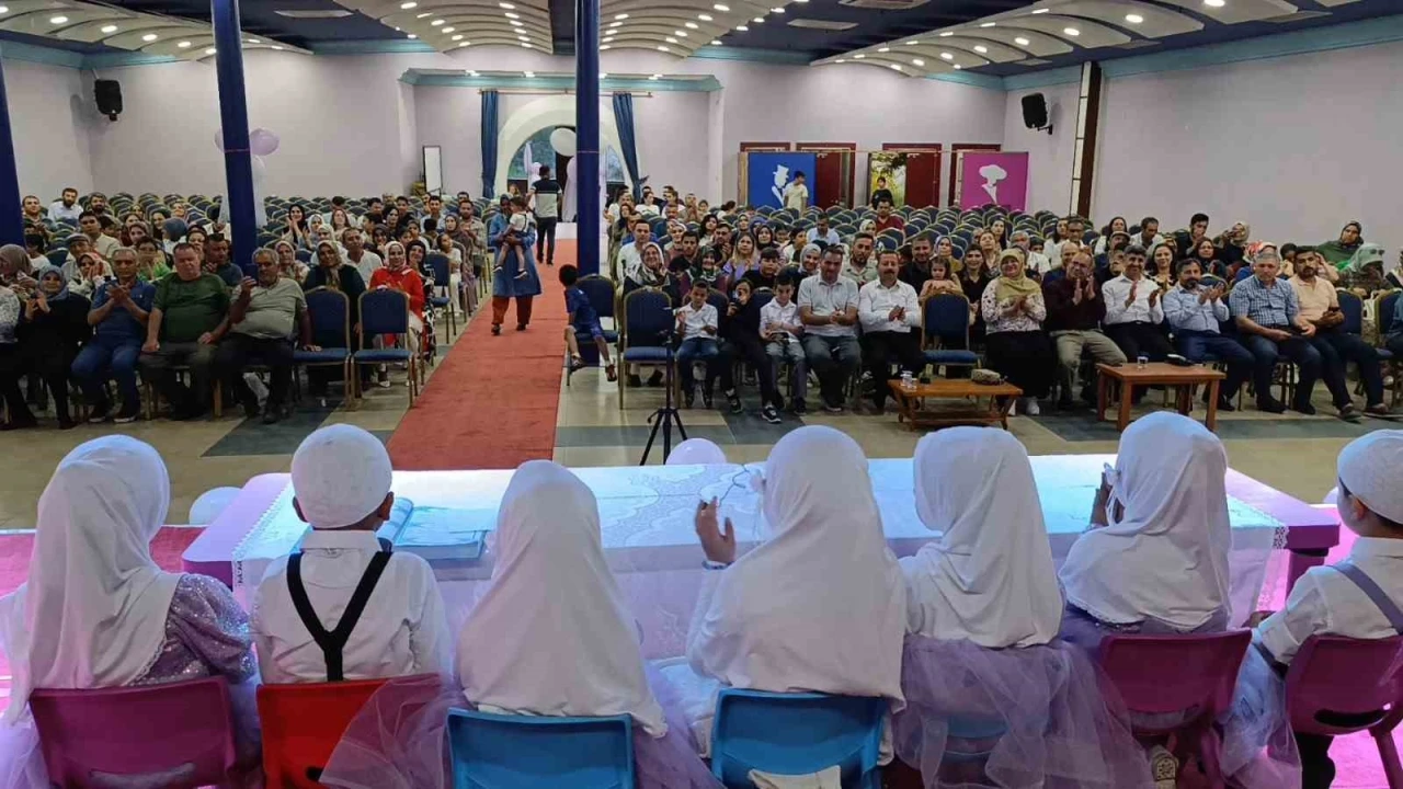 Anamur’da 4-6 yaş öğrencileri yıl sonu heyecanı yaşadı
