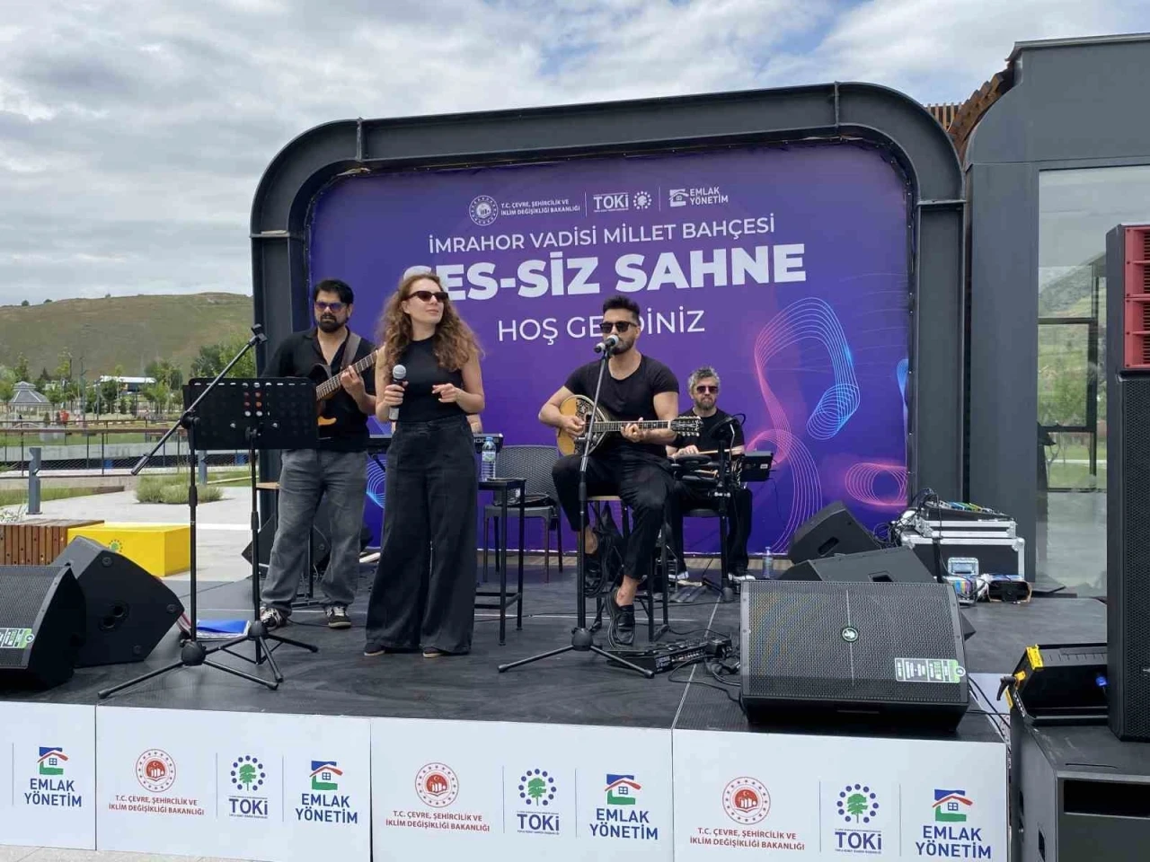 Ankara&rsquo;nın yeni millet bah&ccedil;esi dolup taştı
