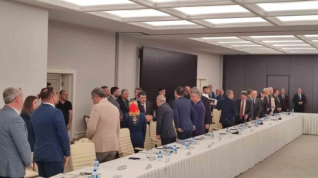Ankara Valisi Şahin: &quot;Toplamda bakımevlerine toplanan bugüne kadar hayvan sayısı 14 bin 341’dir&quot;
