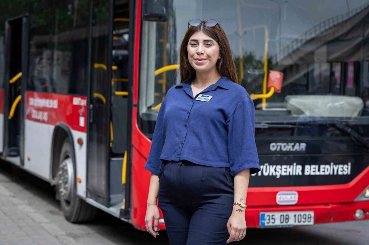 Anne adayı ESHOT şof&ouml;r&uuml;, doğum sonrası direksiyona d&ouml;nmek i&ccedil;in g&uuml;n sayıyor
