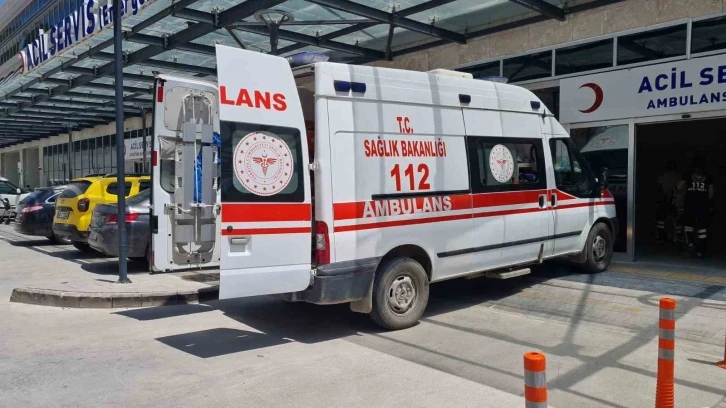 Annesi emzirirken uyuyakaldı, nefessiz kalan bebek hayatını kaybetti
