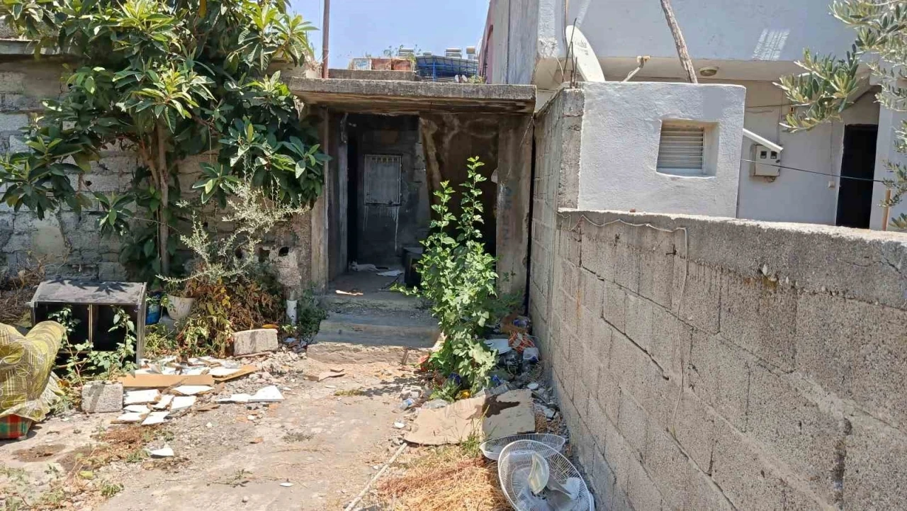 Annesini döverek öldürdü, ’bayıldı’ diye 112’den yardım istedi
