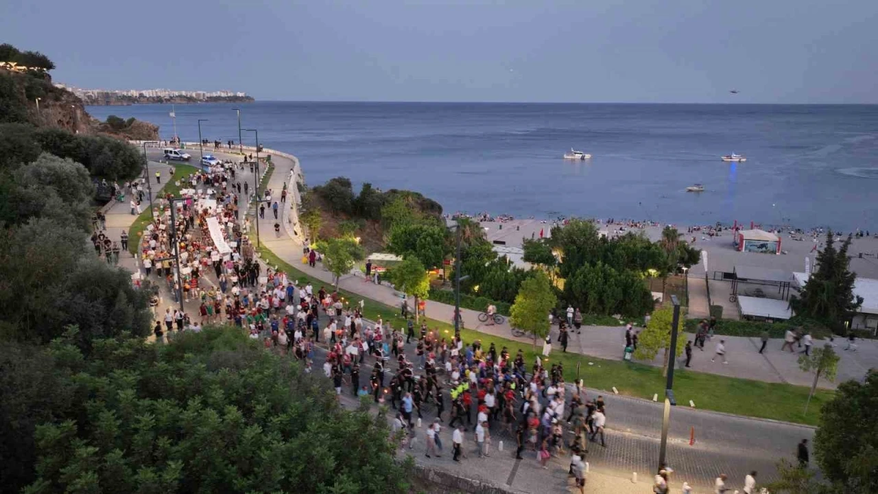 Antalya’da 30 Haziran Koruyucu Aile Günü kutlandı
