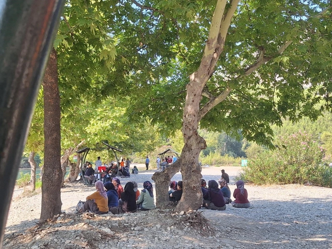 Antalya’da akıntıya kapılarak kaybolan genci arama çalışmaları sürüyor
