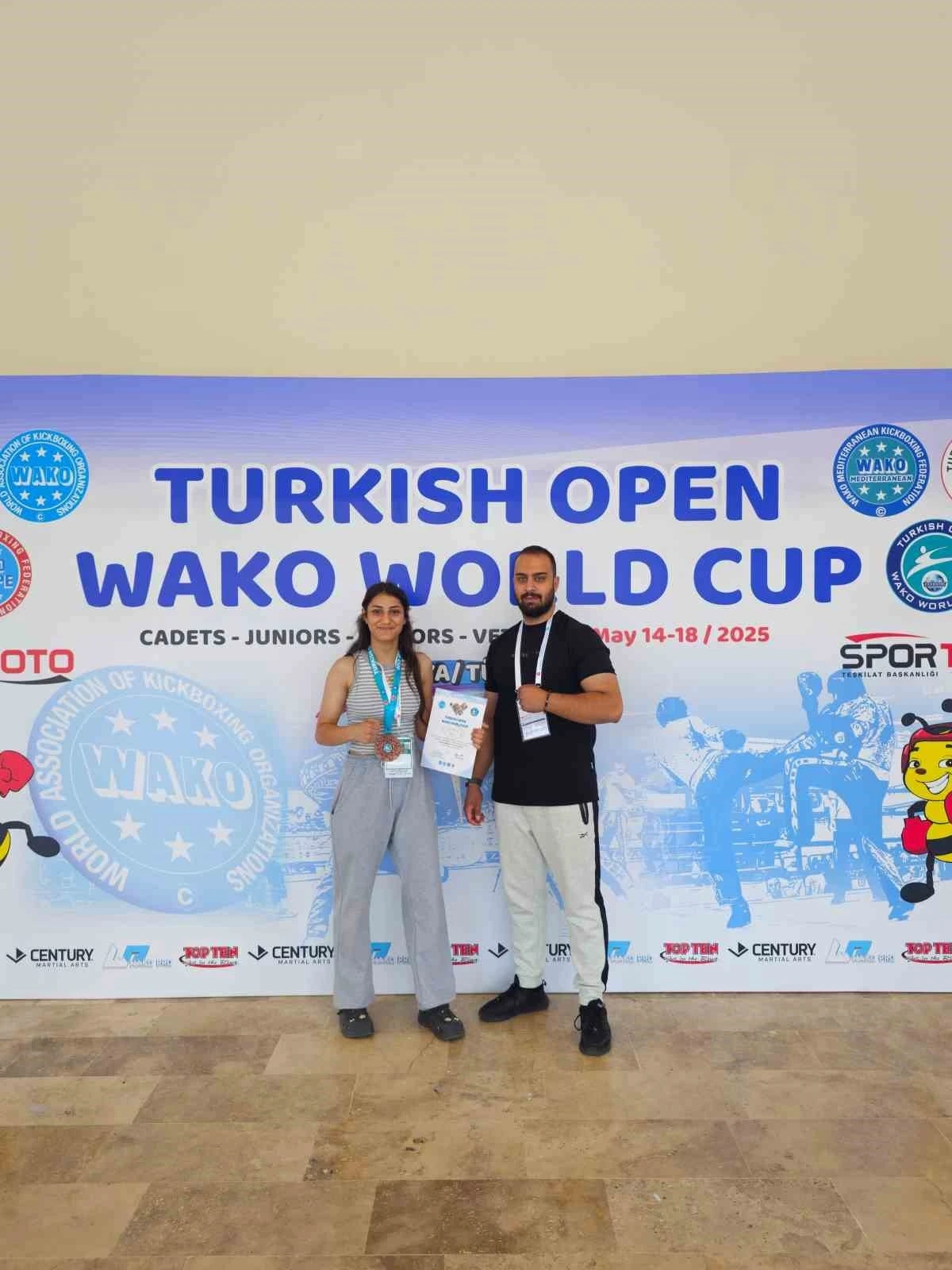 Antalya’da Elazığlı sporcular madalyaları topladı
