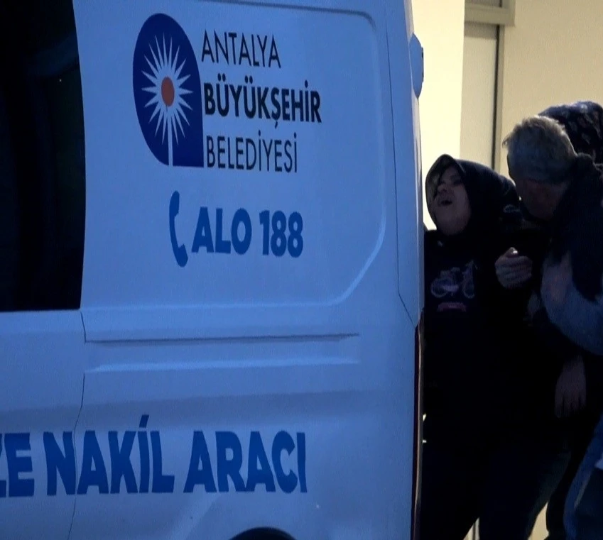 Antalya&rsquo;da karne g&uuml;n&uuml; h&uuml;z&uuml;n g&uuml;n&uuml; oldu
