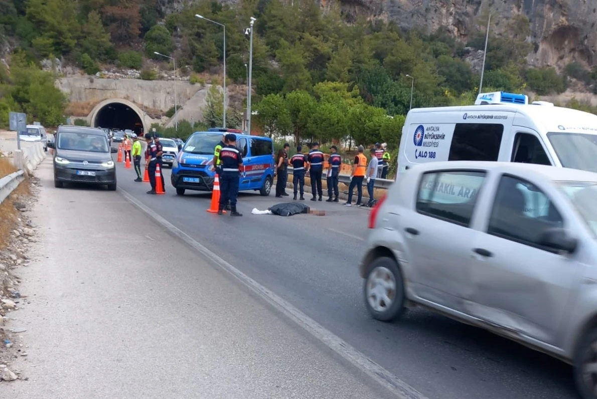 Antalya’da motosiklet kazası: 1 ölü
