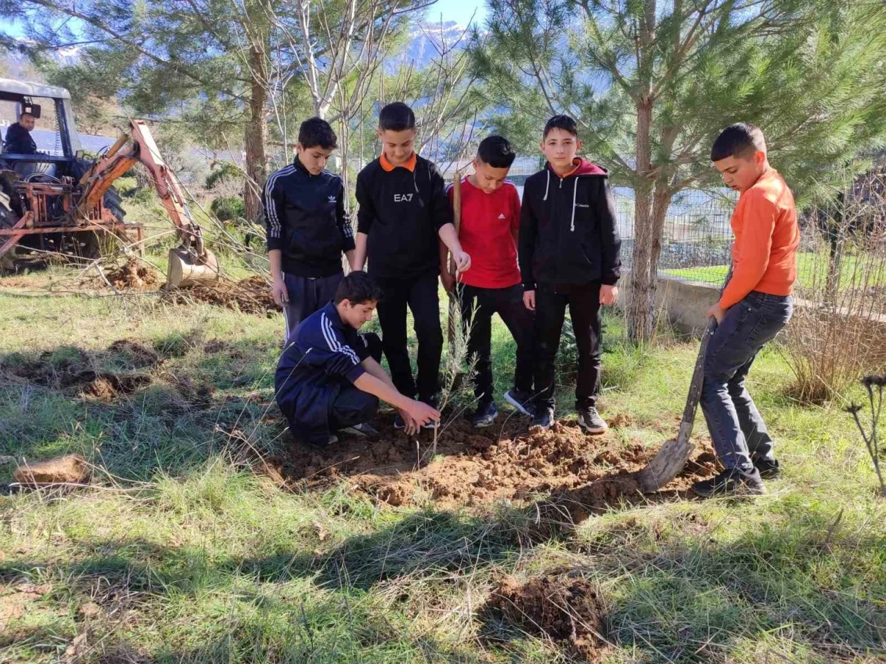 Antalya&rsquo;da &ouml;ğrencilerden geleceğe nefes

