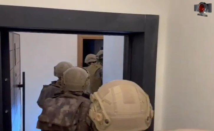 Antalya&rsquo;da silahlı su&ccedil; &ouml;rg&uuml;t&uuml;ne operasyon: 19 kişi tutuklandı
